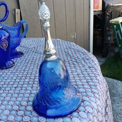 Vintage Avon Blue Bell