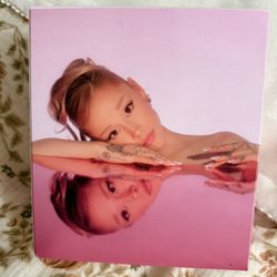 Ariana Grande Cherry Perfume 