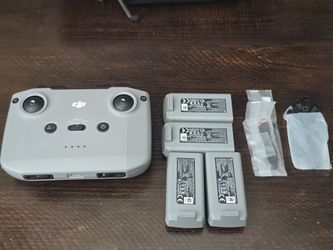 DJI RC-N1  Remote plus 4 Batteries & Extra Props