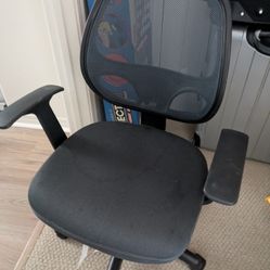 Office Chair With Wheels 