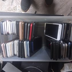 WHOLESALE PHONES AND TABLETS