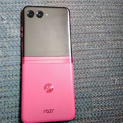 Motorola Razr 2023 Plus 