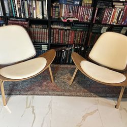 Accent Lounge Chairs