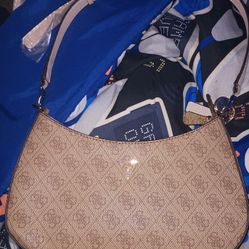 Guess Noelle Small Top-Zip Shoulder Bag