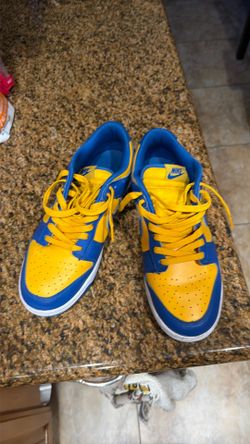 UCLA Dunks 9.5 size Men’s