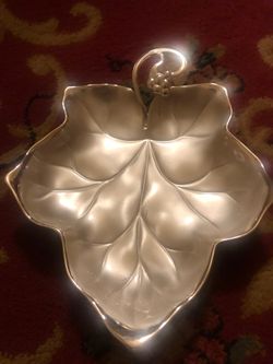 Wmf-ikora tarnish resistant leaf candy dish