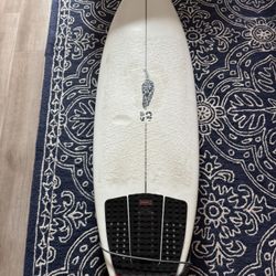 Chilli Surfboards 5’8 BV2 Summer Groveler 