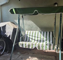 Swing chair