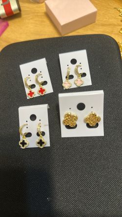 Clover earrings