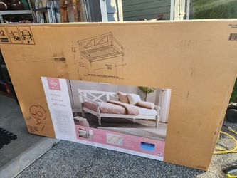 Bayside Twin Daybed Frame *New In Box**