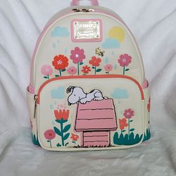Loungefly Peanuts Snoopy mini backpack 