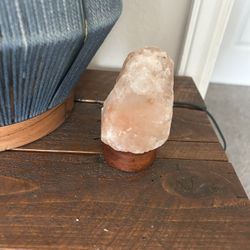 Tiny Color Changing Salt Lamp 
