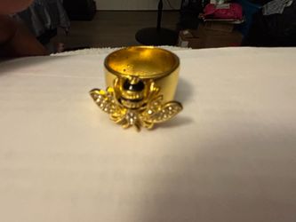 Gold Tone Ring With Bee Design and crystals