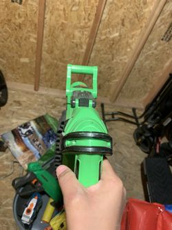 Nerf Mini gun Takes Battery