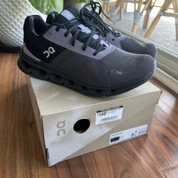 ON Cloudrunner Mens Size 9