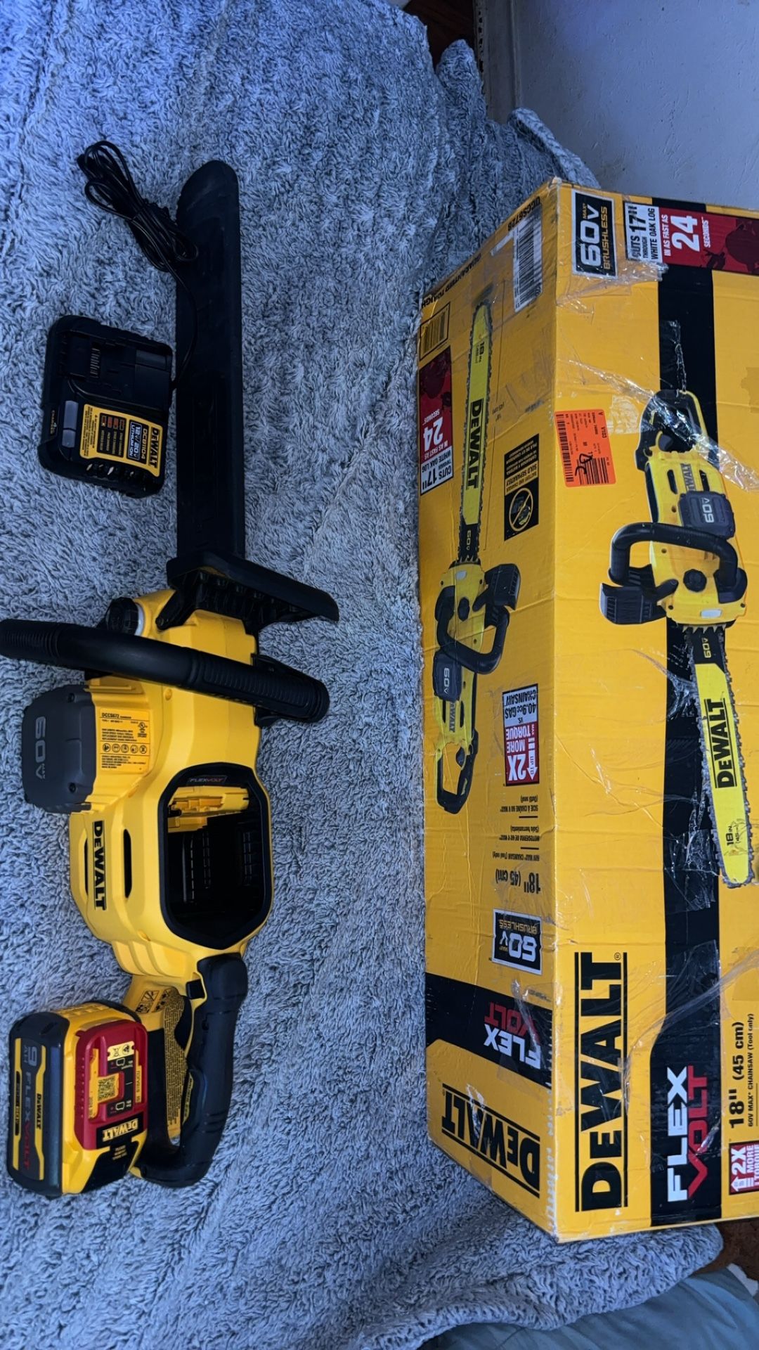 Dewalt Chainsaw 18 In