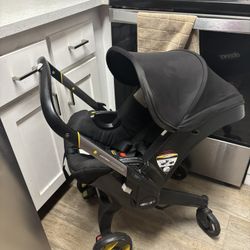 Black Doona Car Seat Stroller