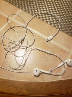 Iphone Earphone