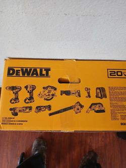 20v Dewalt combo Kit 10 tools