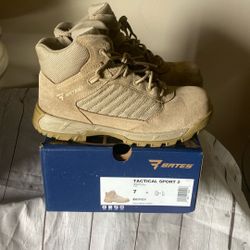 Used  Bates Men’s 7 composite Toe Work Boot