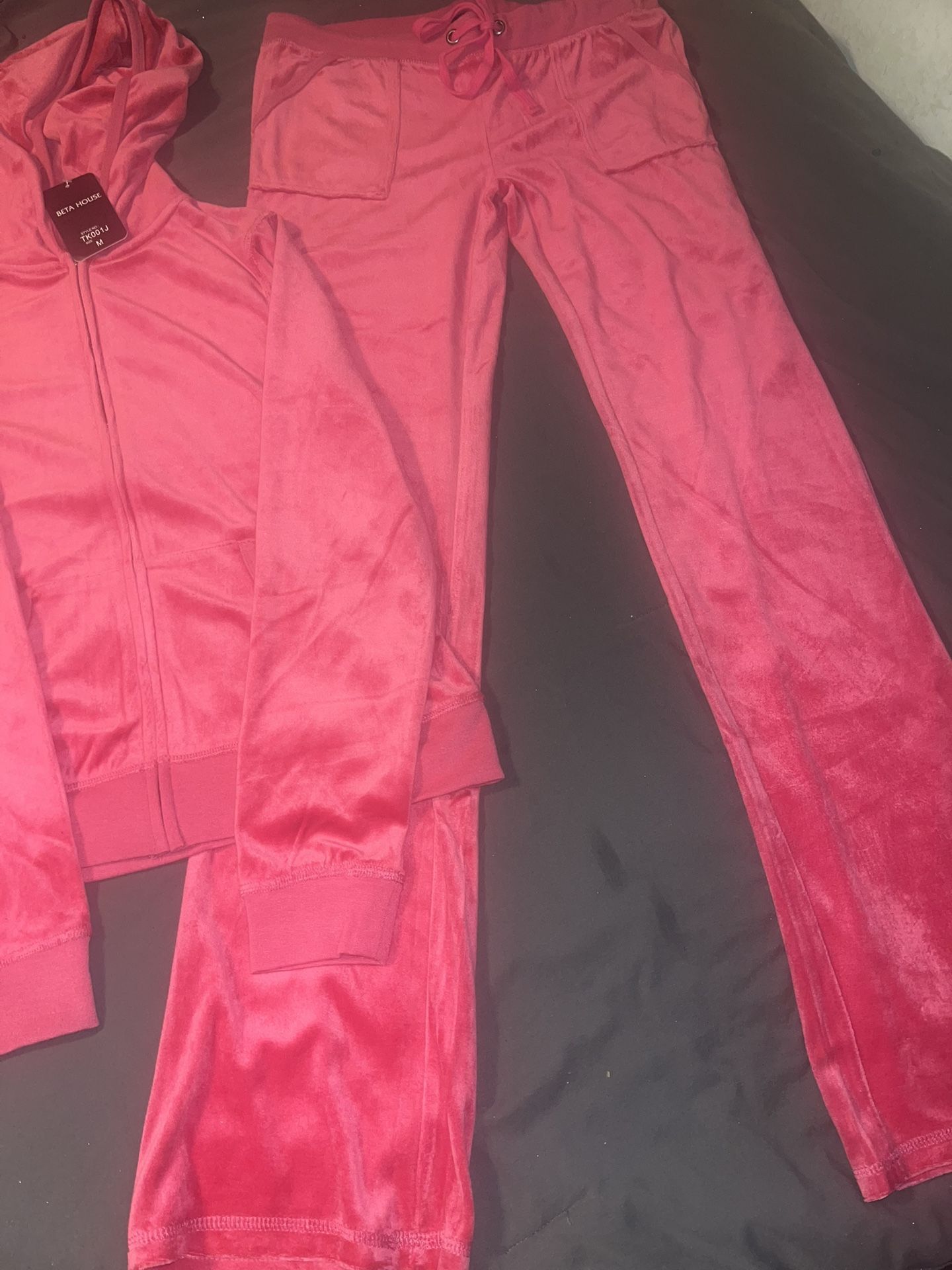 Beta House Women Jogging Suit 