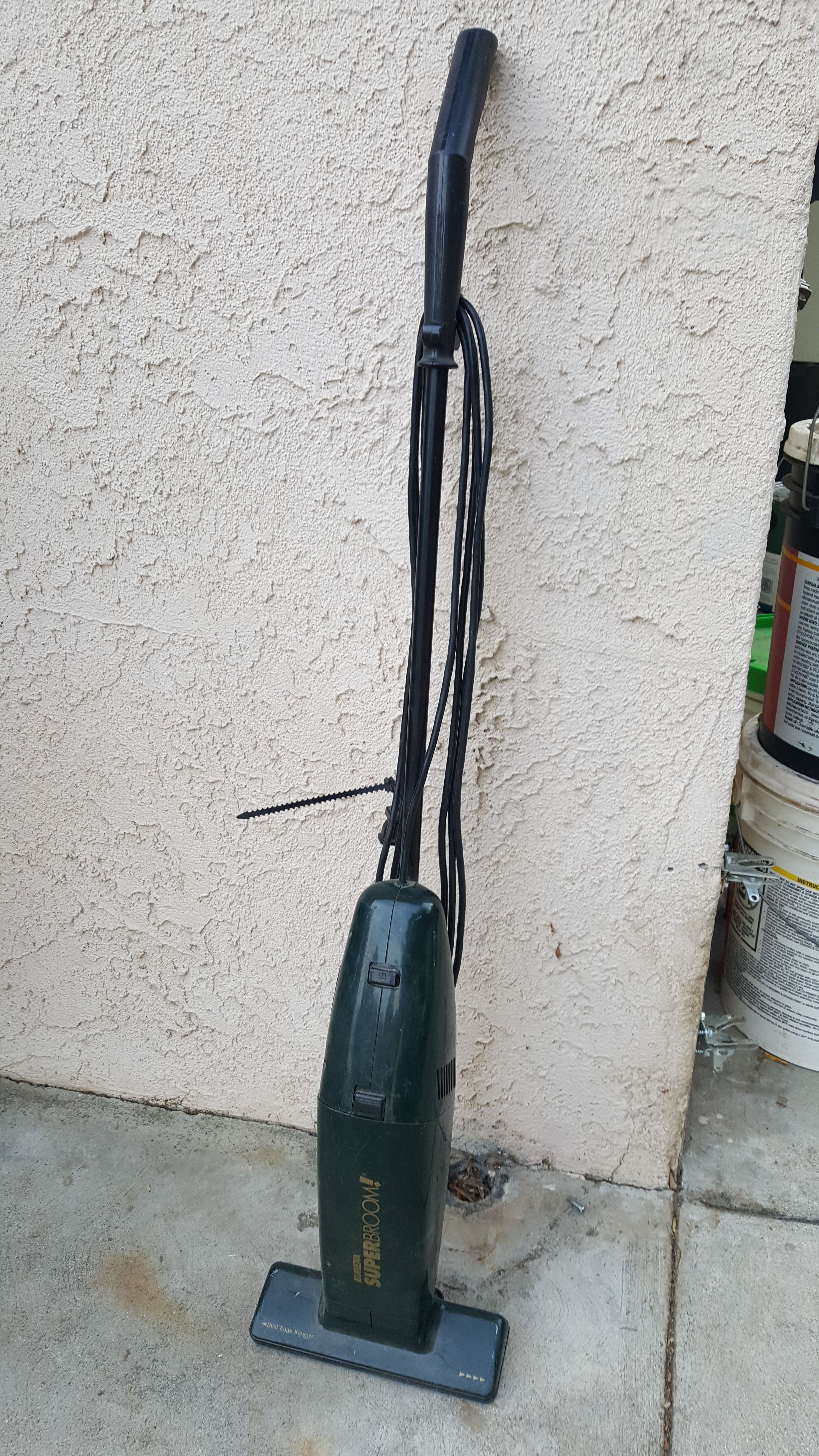 Eureka super broom