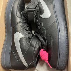 Men’s Nike Air Force Ones Mid 