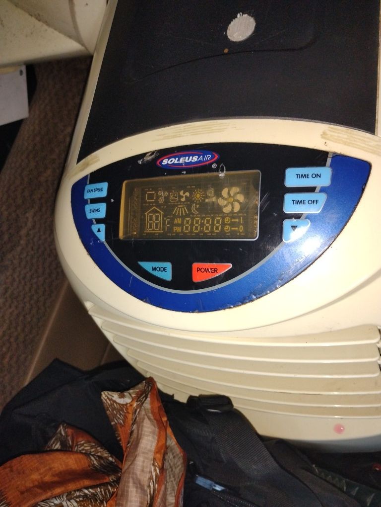 Portable Air conditioner Used As Is Blows Air Cold And Does Good Job For Summer Heat