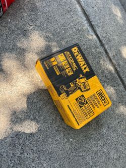DeWalt ATOMIC 1/2” Compact Impact Wrench with Hog Ring Anvil (Tool Only) $160 Firm