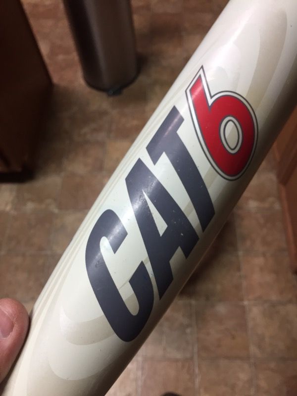 Marucci Cat 6 Bat 31/23 (Drop 8)