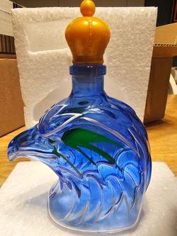 Seahawks Glass Decanter with Stopper