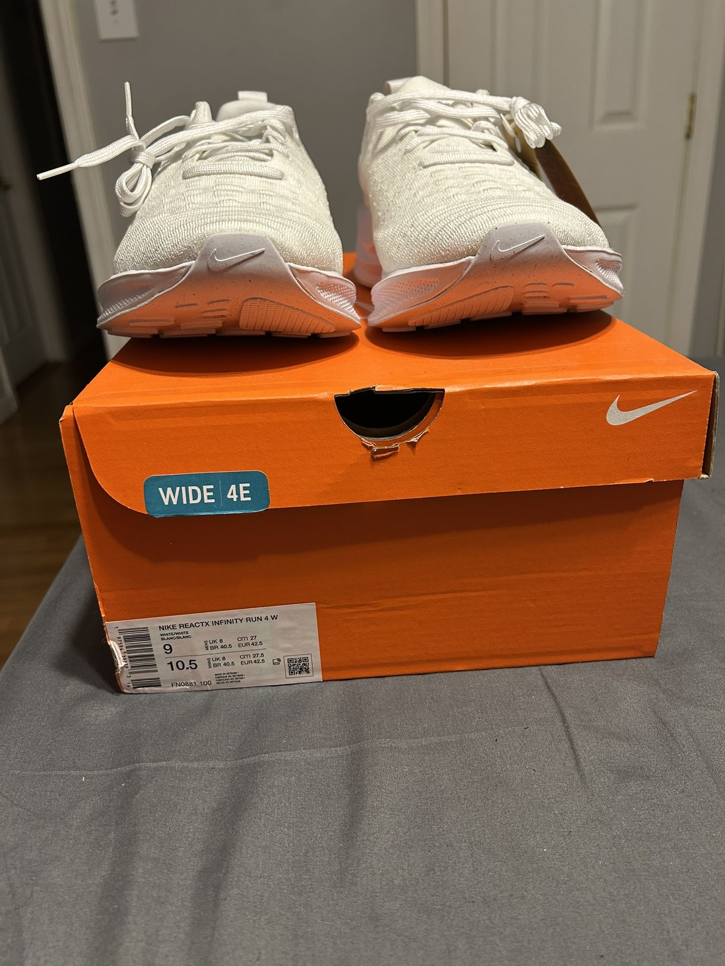 Nike ReacTX Infinity Run Sneakers Size 9