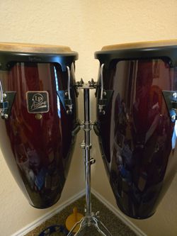 Lp Aspire Congas and stand
