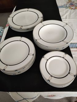Six small and medium plates, 6 soup or salad bowls, and 3 large plates. No chips. Great shape. Price for all