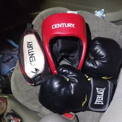 Sparring Equipment,Gloves, Headgear And Speed Bag 