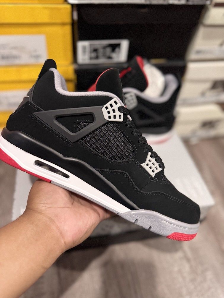 Air Jordan 4 Retro 