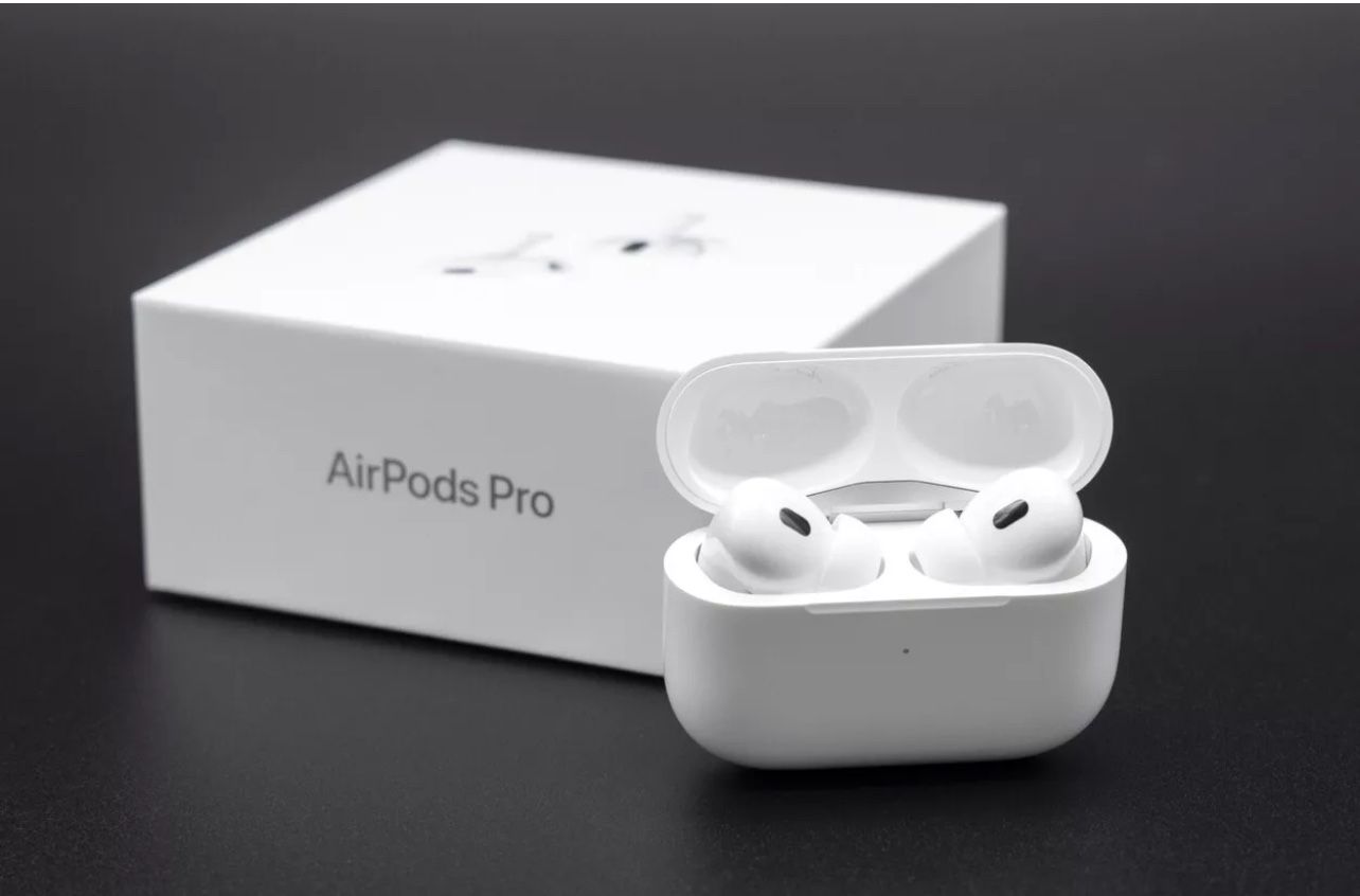 Airpods Pro 2nd Generation with Wireless Charging case (USB-C)