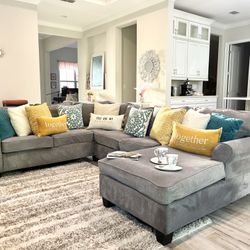 Gorgeous U Sectional Sofa