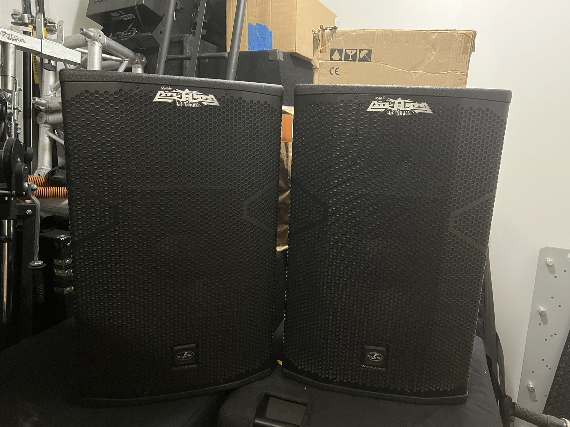 D.A.S Vantec 15-A (2) speakers for sell