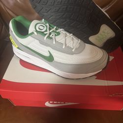 Nike Air Max Verse Oregon Ducks