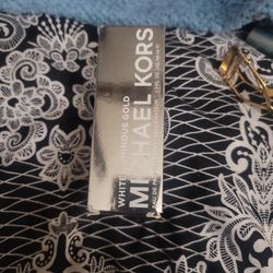 Micheal Kors White Luminous Gold Perfume