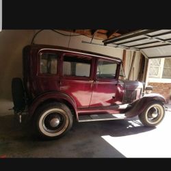 1929  MODEL A  CAR 