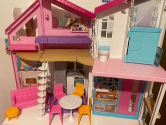 Barbie Malibu House Dollhouse
