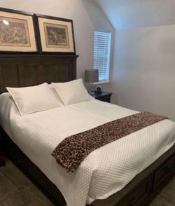 Bed Frame Queen With Mattress 