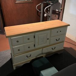 Dresser, Nightstand, and Mirror set