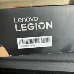 Lenovo Legion 7i  Gen 10 Intel Core Ultra 9 RTX 5070