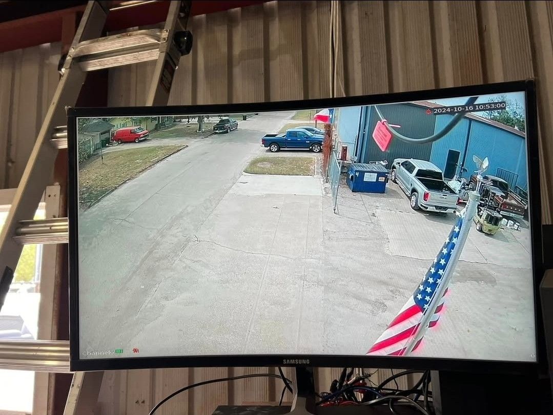 6 CAMARAS D SEGURIDAD SURVEILLANCE SYSTEMS