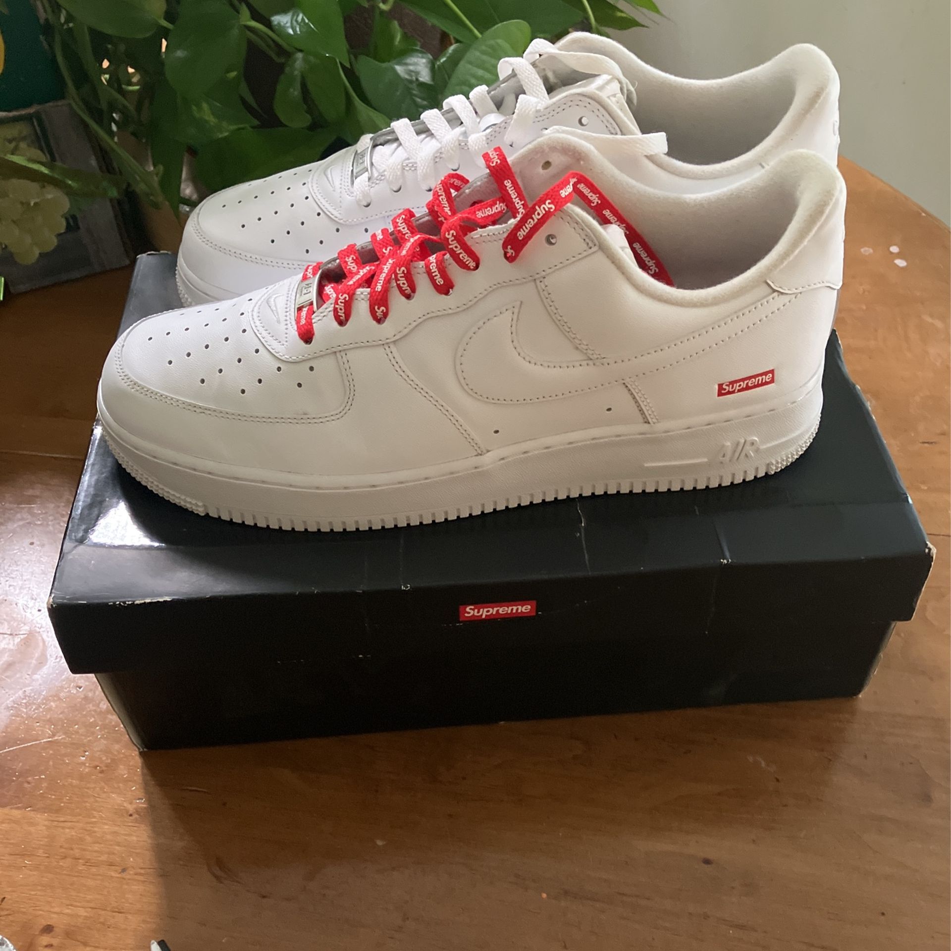 NIKE AF1 SUPREME