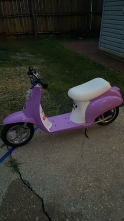 Razor Bella Scooter