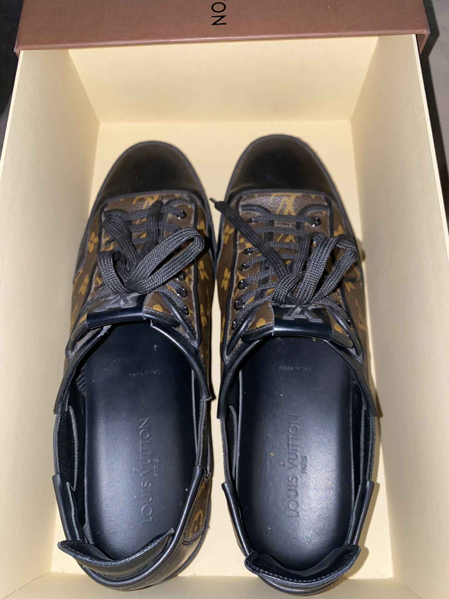 Louis Vuitton Sneakers (men) *AUTHENTIC* for Sale in Laveen Village, AZ -  OfferUp